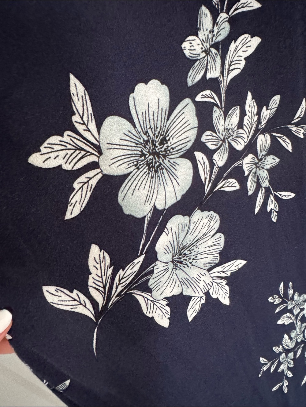 Lulu's Navy Dress with White Floral Leaf Print - Picture 4 of 5